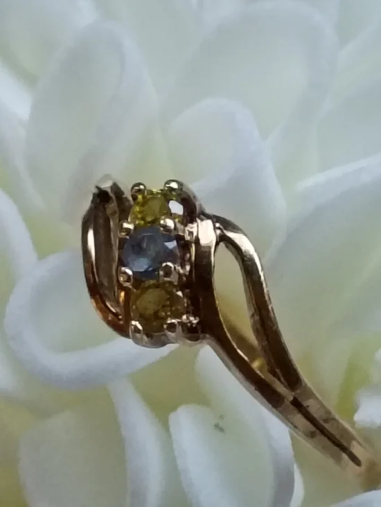 10k Yellow Gold Ring Aquamarine and Citrine Round Gemstones Bypass Design 7.25 - Picture 2 of 9